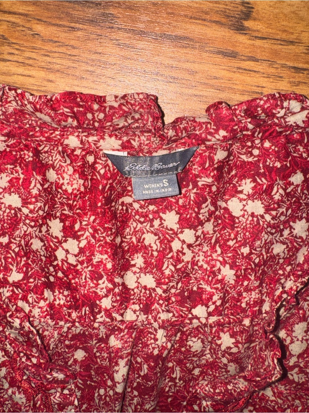Eddie Bauer Cream and Red Floral Lightweight Blouse